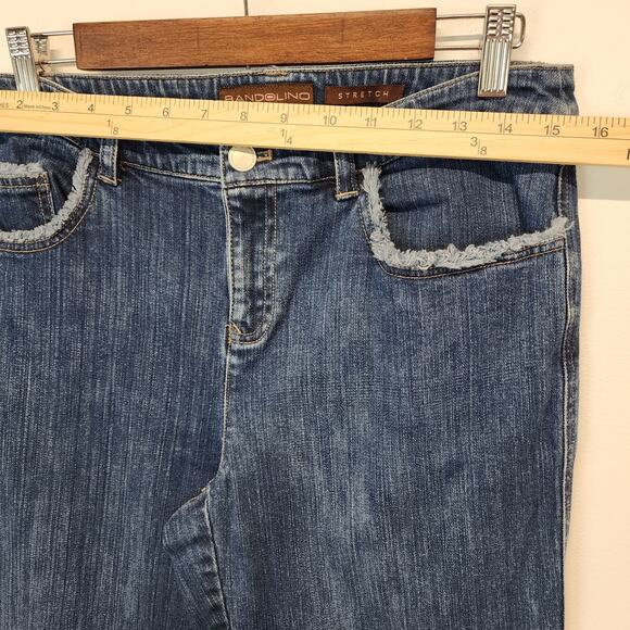 Bandolino Embroidered Stretch Jeans Size 8 30" Frayed Pockets Medium Wash Y2K - Picture 7 of 11